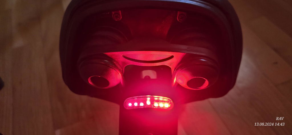 ENGWE X26 bicicletă electrică pliabilă neagră 29,2Ah