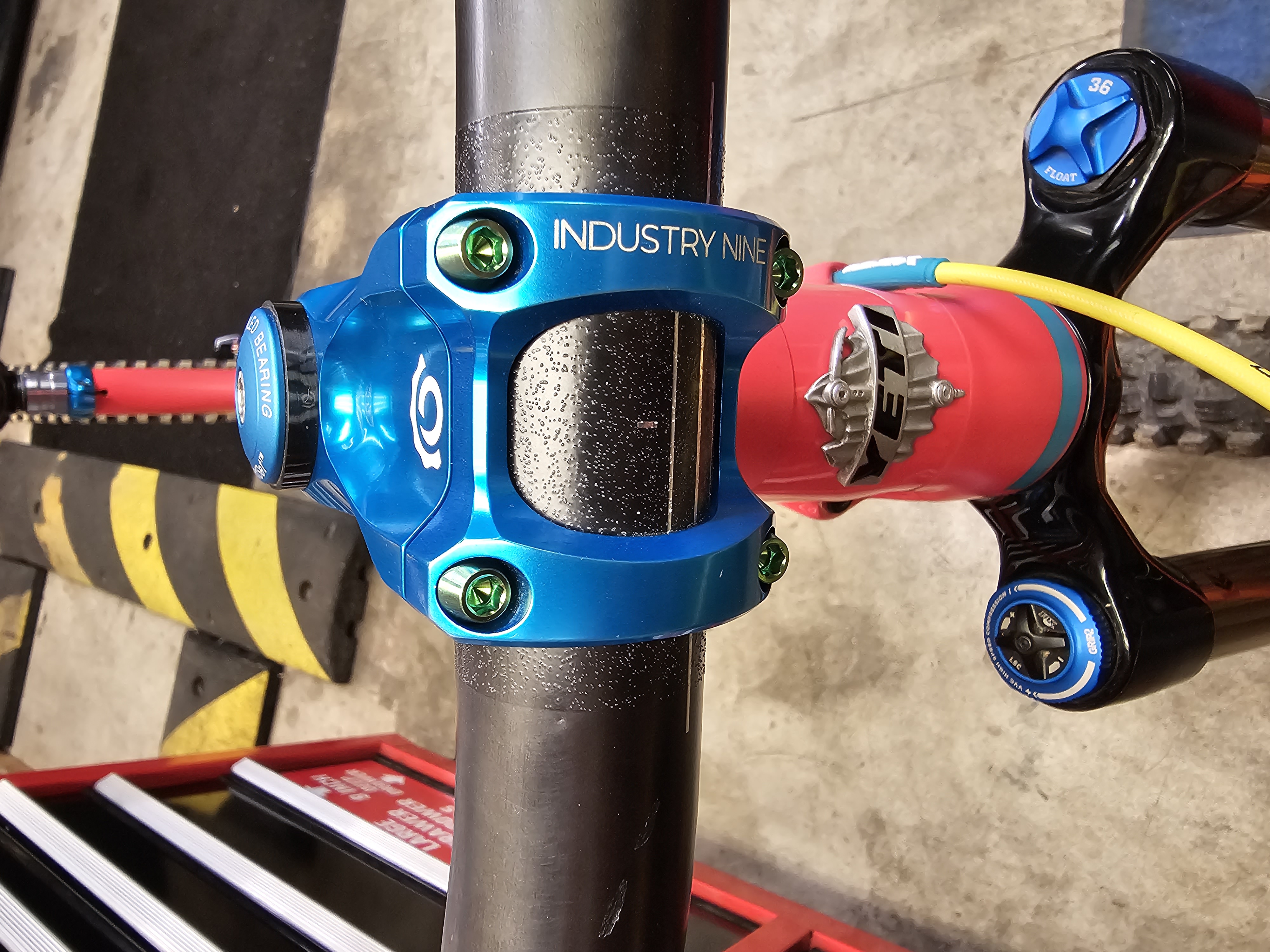 Kogel Transmission suruburi titan Negru 2 buc