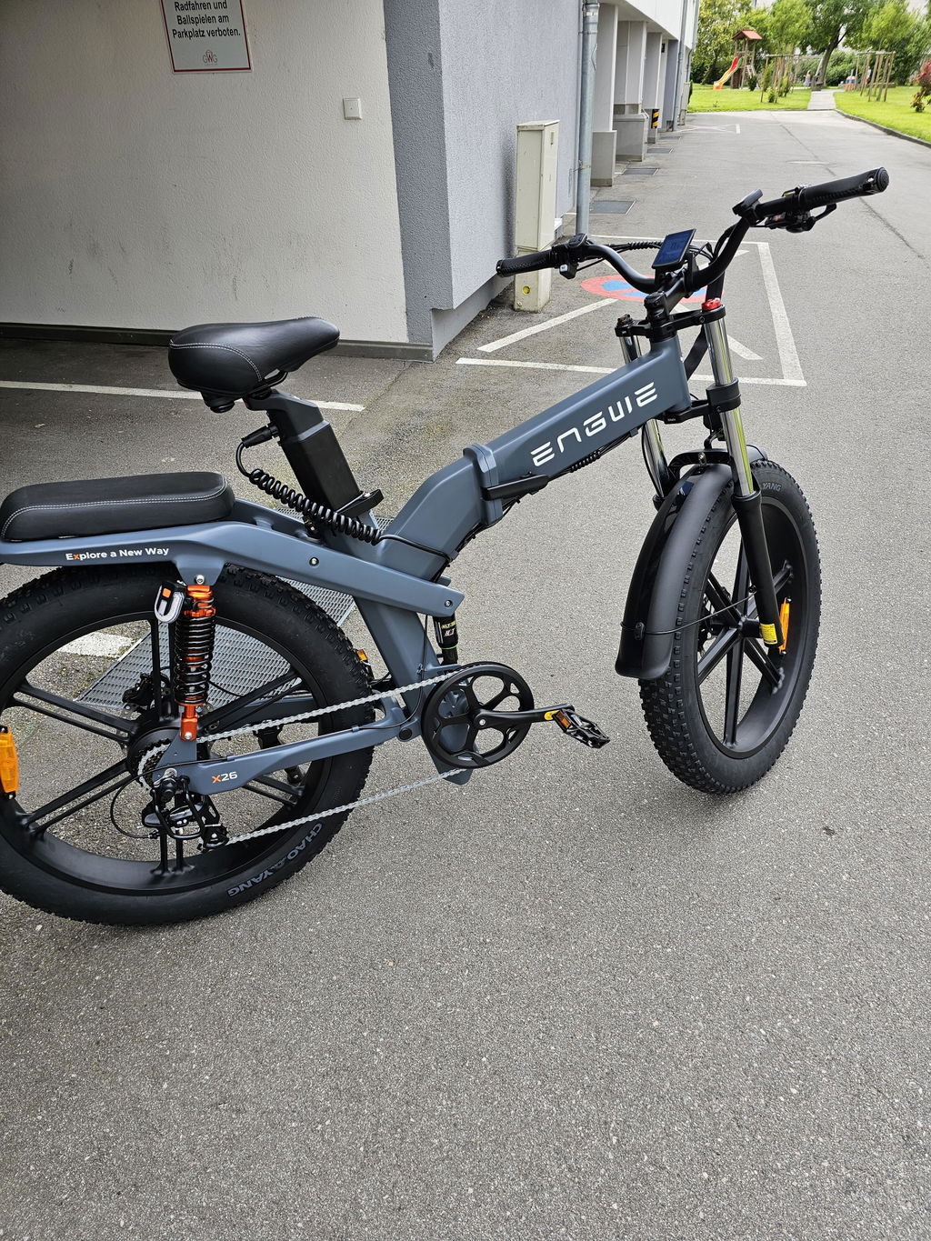ENGWE X26 bicicletă electrică pliabilă neagră 29,2Ah