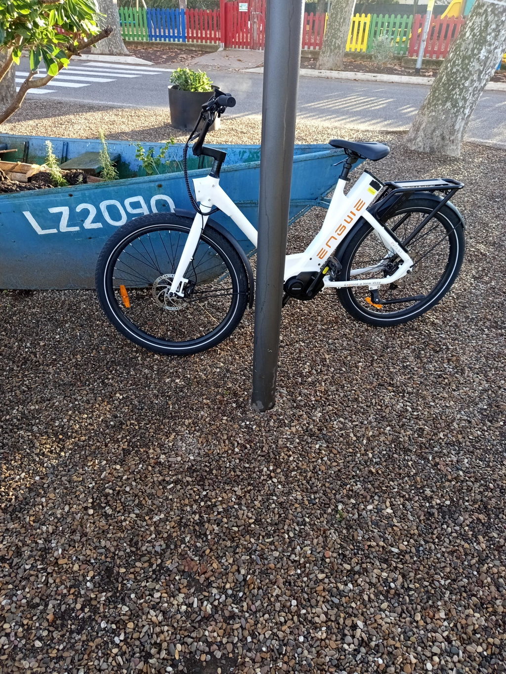 ENGWE P275 ST bicicleta electrica urbana alb-portocaliu 260 km