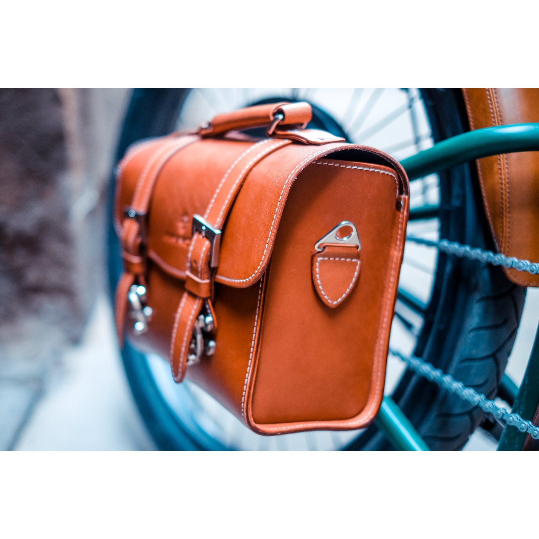 Rayvolt Rear Bag geantă spate piele maro 28cm