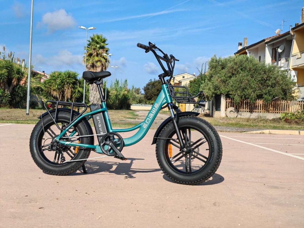 ENGWE L20 Boost bicicletă electrică neagră 126km