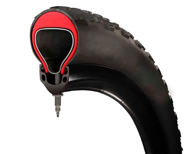 Tannus Armour insert antipana bicicleta instalat