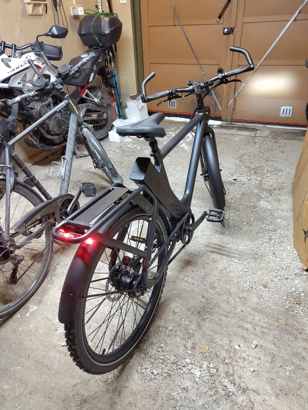 ENGWE P275 Pro bicicleta electrica curea carbon negru 260 km